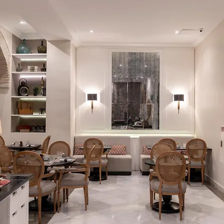 Gravina 51 Σεβίλλη