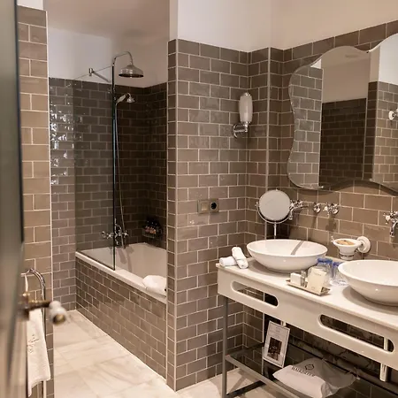 Gravina 51 Σεβίλλη