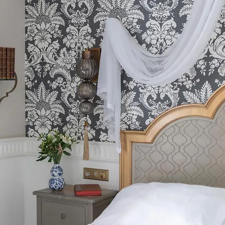 Gravina 51 4* Σεβίλλη