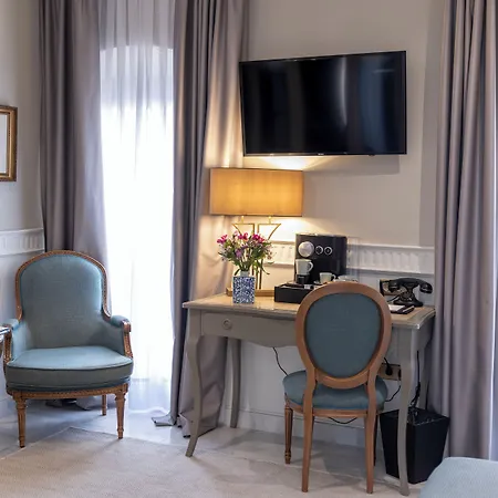 Ξενοδοχείο Gravina 51 4*